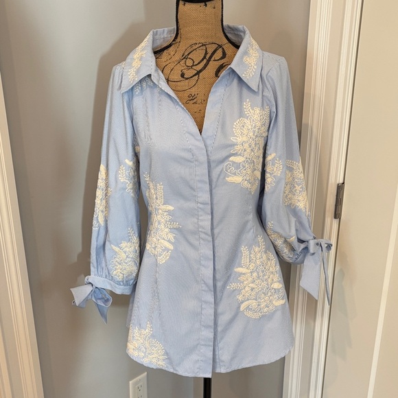 Alice + Olivia Tops - Alice and Olivia Blue Embroidered Women's Top